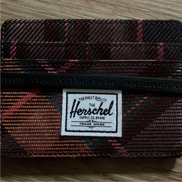 Herschel “Charlie” wallet - Picture 3 of 5